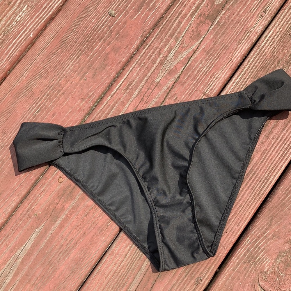 black bikini set - Picture 6 of 7